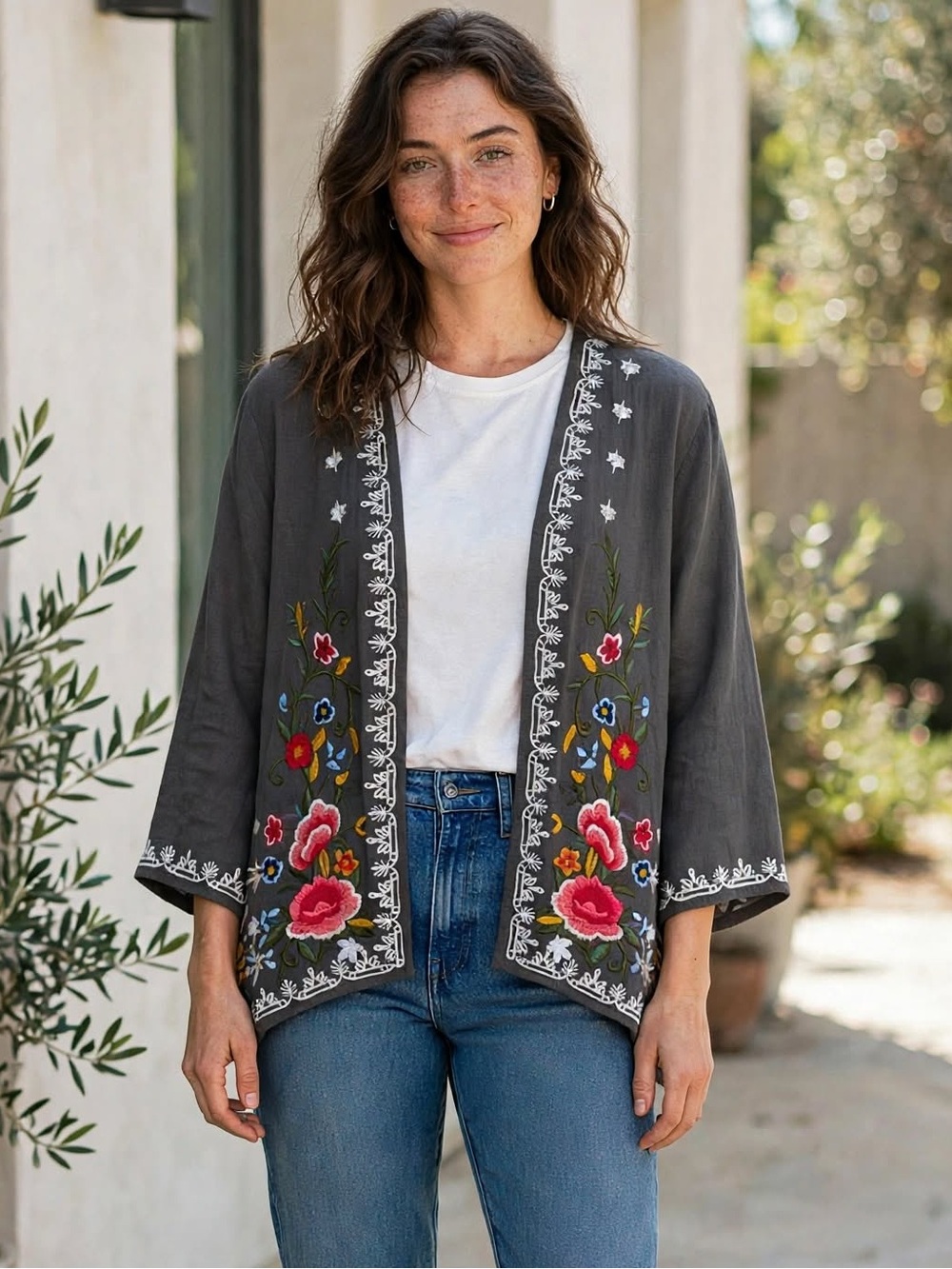 Solitaire embroidered floral open front kimono S/M